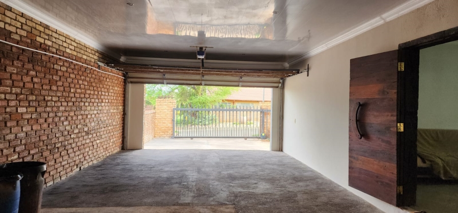 4 Bedroom Property for Sale in Doringkruin North West